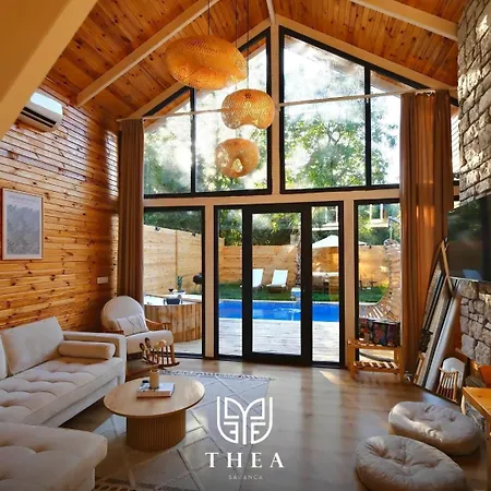 فيلة Thea Sapanca *