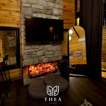 Thea Sapanca فيلة Senaiye