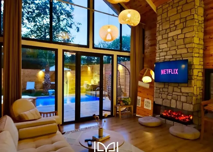 Willa Thea Sapanca Senaiye