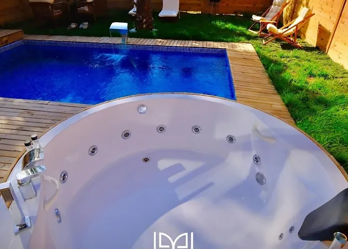 Thea Sapanca Willa Senaiye