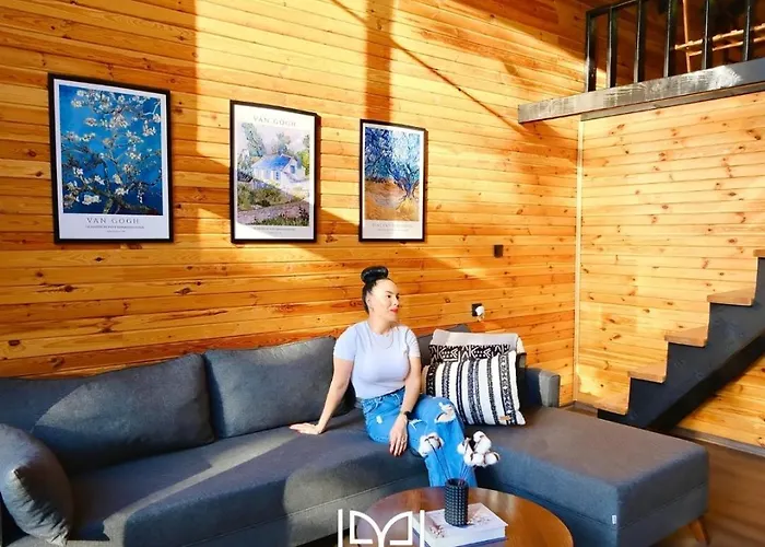 Thea Sapanca Willa Senaiye